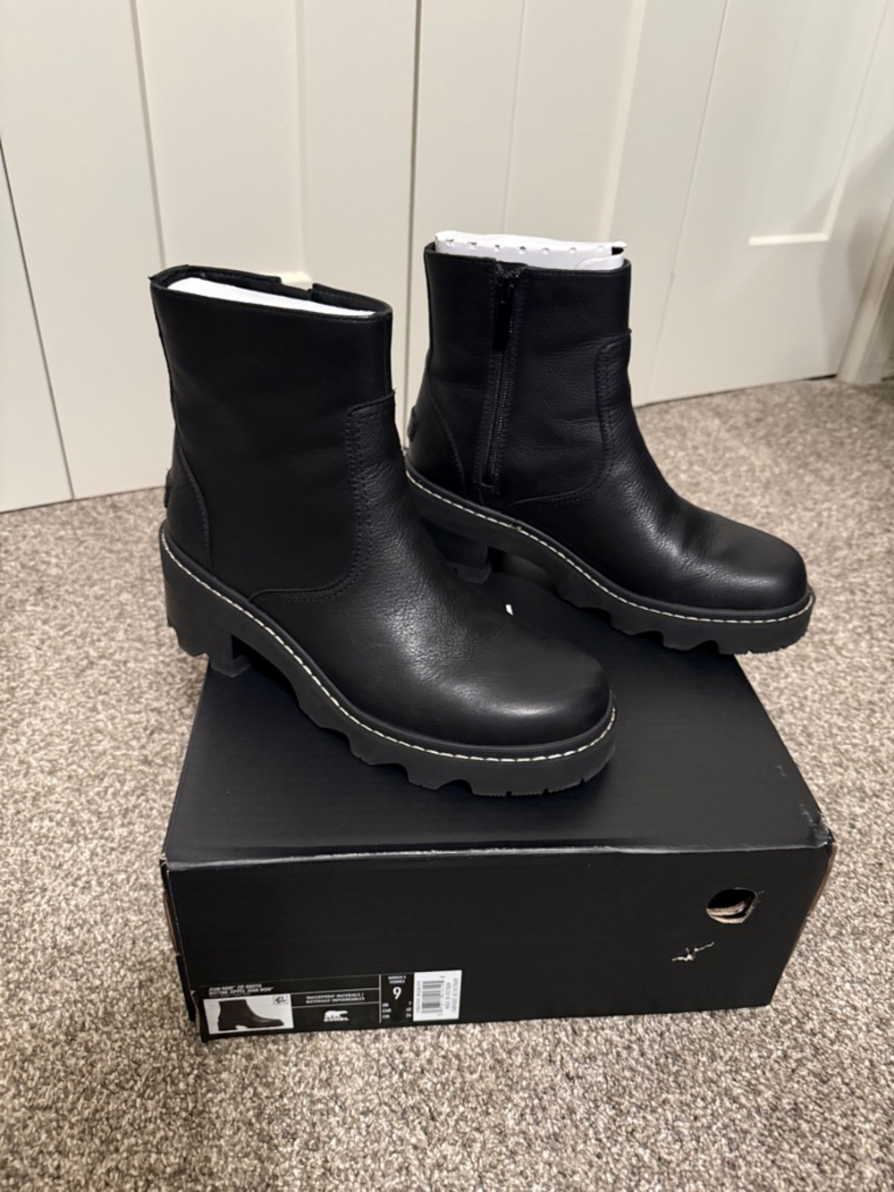 Sorel Joan Now Zip Bootie Black